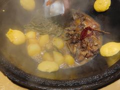 -万里闯关东铁锅炖菜馆(高新旗舰店)