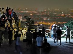 -鬼笑石后山停车场
