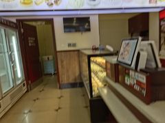 -红宝石·鲜奶小方·海派西点房(金杨店)