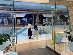 -维乐口腔(美维云门诊陆家嘴店)