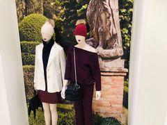 -Max Mara(王府井奥莱·香江小镇店)