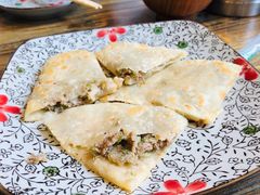 阿拉善驼肉馅饼-格日勒阿妈蒙古厨房(大召店)