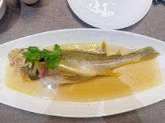乳香瓜火腿蒸中黄鱼-老兴鲜(黄浦店)