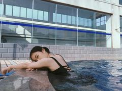 -氡泉温泉花园