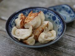 -无名氏宵夜小摊(祝家三姐妹馄饨店)