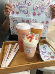 -桃桃屿·潮牌酷银(世纪荟店)