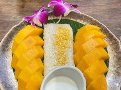 -Dang restaurant (patong phuket)