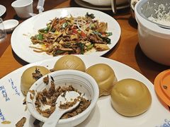 -牛头鱼庄·地道广西菜(西明店)