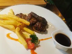 -马迭尔德式西餐精酿啤酒屋(中央大街店)