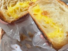 黄金流奶羊角包-麦田工坊(月湖店)