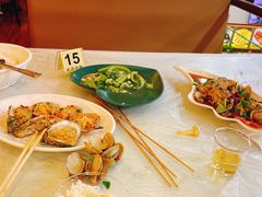 -覃记海鲜美食餐厅