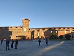 -斯福尔扎古堡