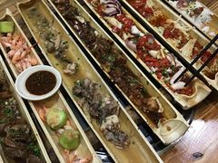 -胡须哥网红竹筒菜
