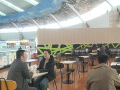 -麦当劳(鄂尔多斯机场店)
