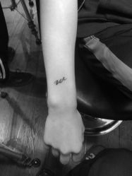 点击看大图 -刺客纹画纹身·洗纹身·穿孔饰品