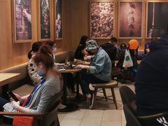 -星巴克臻选(华堂·新辰汇店)