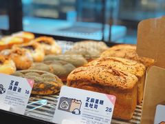 芝麻蛋糕生吐司-喜茶(深圳福田星河COCO Park店)