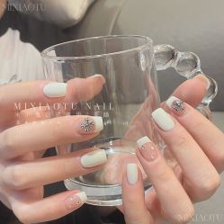 -米小兔美甲美睫