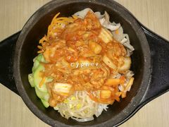 辣白菜五花肉石锅拌饭-正一味石锅拌饭(望京新世界店)