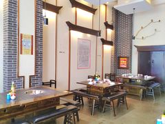 -仁虎老火锅(黄泥磅店)