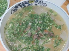 招牌骨汤牛肉面-西部马华清真兰州牛肉面·烧烤夜市(三里河店)
