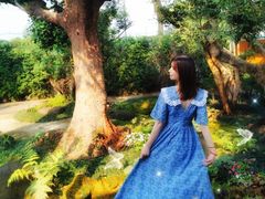 -Chom Cafe and Restaurant