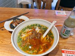 -湘人龙记老长沙米粉(鸟巢店)