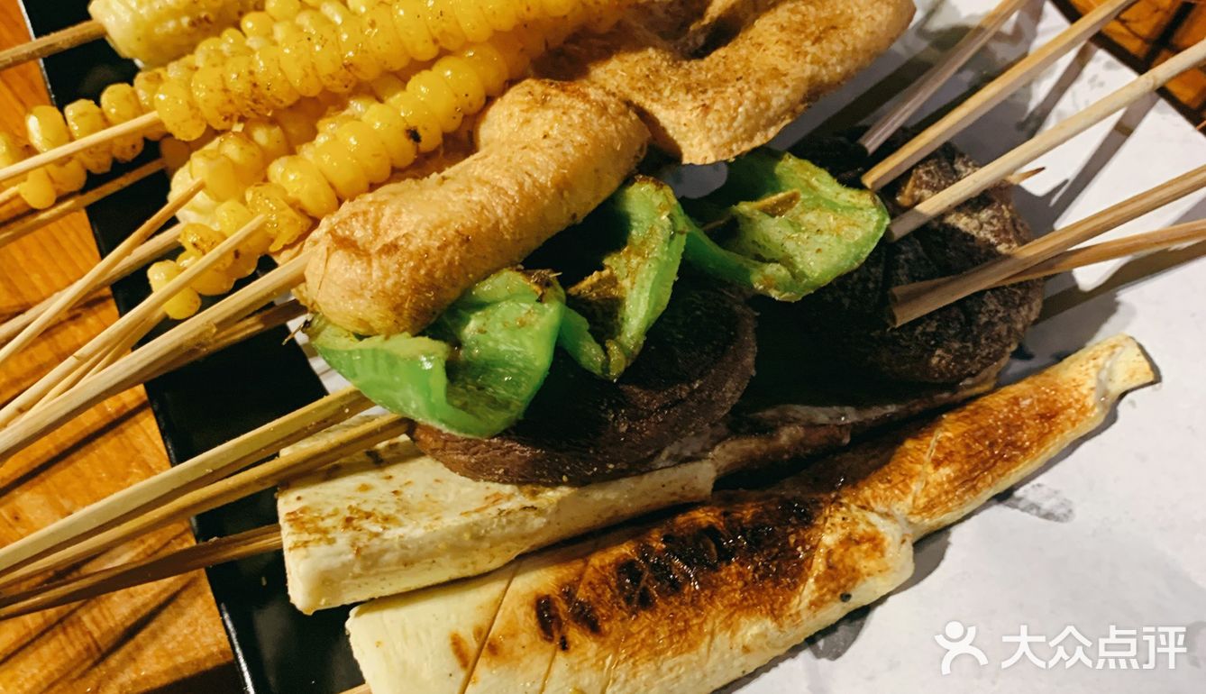 等足2小时换来一顿“哇塞”惊艳的烧烤