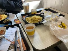 -老娘舅餐厅(黄龙体育中心店)