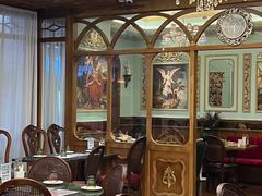 -秘密旅行Bonjour(黑金冠 江南西店)