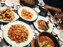 -荷花亭·湖北融合菜(十堰武商MALL店)