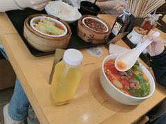 -三千粉牛肉米粉(来客茂店)