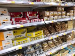 零售区-百年义利(榴乡路店)