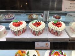 -罗森尼娜(德思勤店)