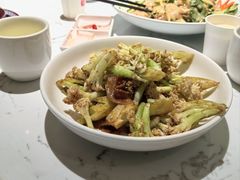 -关东小磨东北菜(漕河泾印象城店)