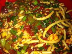 -玲玲米粉·新疆现炒米粉(大十字总店)
