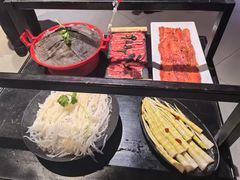 -辣伍鲜毛肚老火锅(元一店)