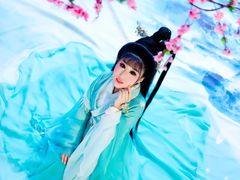 -九月鹰飞汉服摄影工作室