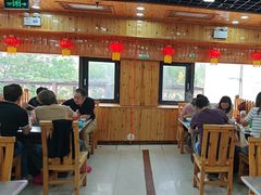 -屯老二农家铁锅炖·行业领军者(梅江店)