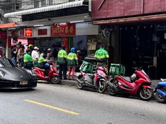 -榮泰米粉湯(Left Shop)