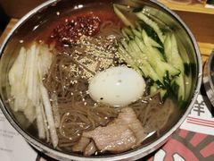 -青瓦炭韩潮烤肉(花园道店)