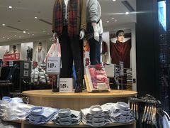 -优衣库(深圳万象天地旗舰店)