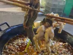 -鸿顺老铁锅美蛙鱼府(解放碑店)