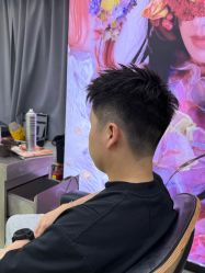 -藤野造型烫发染发