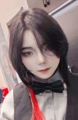 -BULB STUDIO 巴柏明星发型工作室
