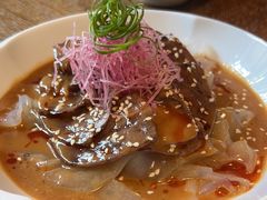 牛肉芝麻拉皮-宁波柏悦酒店·钱湖渔港