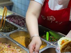 -三兄弟高炉烧饼