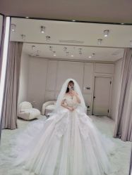 -Renee芮亦婚纱