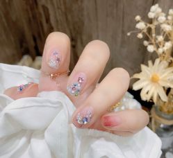 -兔猫ToMoreNails美甲美睫