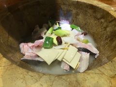 -滇香肴·云南菜蒸汽石锅鱼(云南北路店)